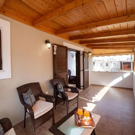 Ferienhaus Elvira's House *