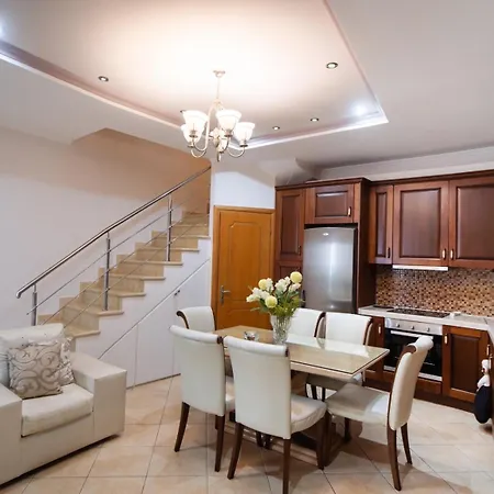 Elvira's House Lefkáda