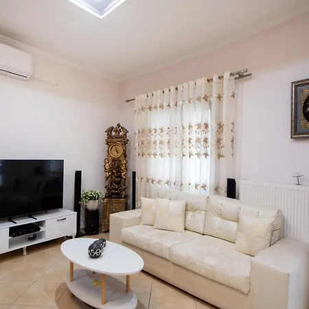 Elvira's House Lefkada City